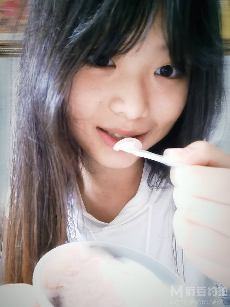 纪实模特