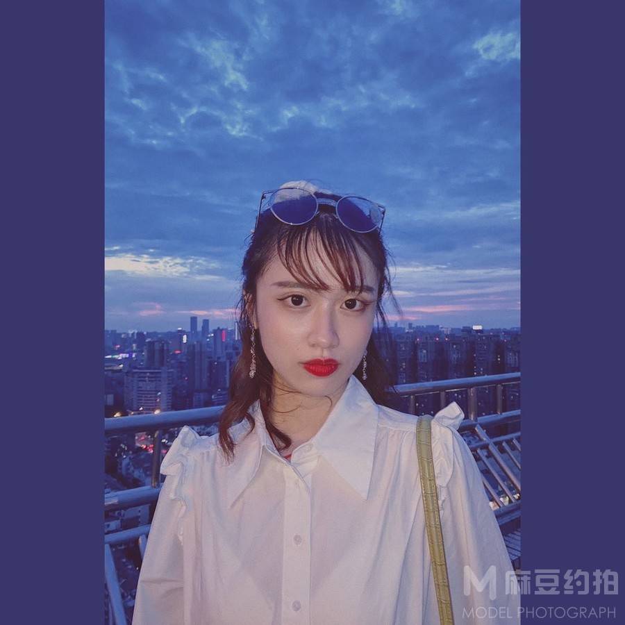 胶片模特