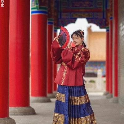汉服模特