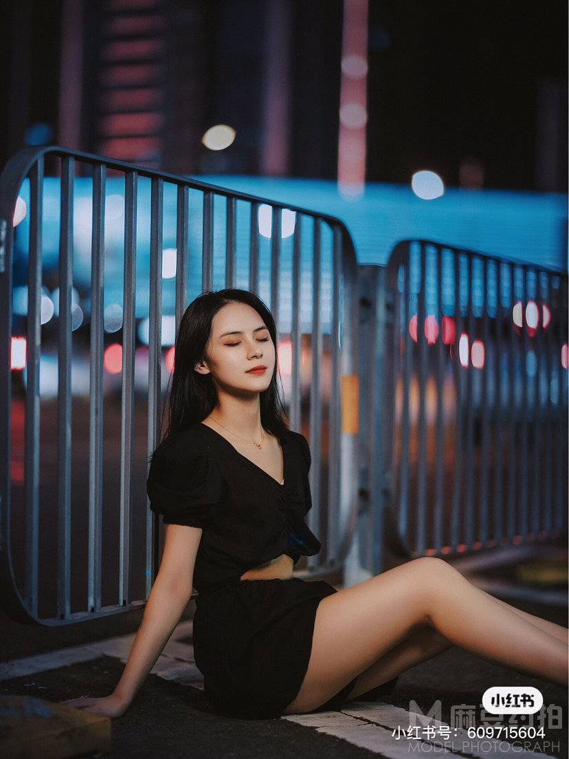 夜景模特