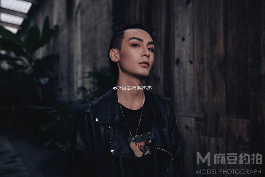 暗黑模特