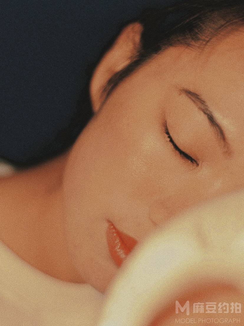 胶片模特