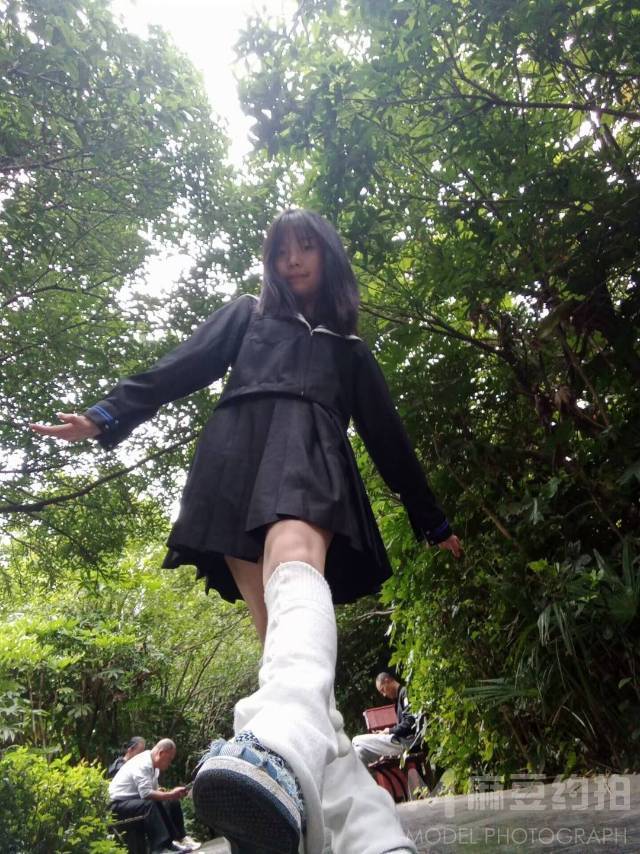 校园模特