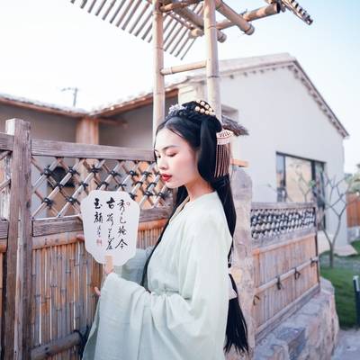 汉服模特