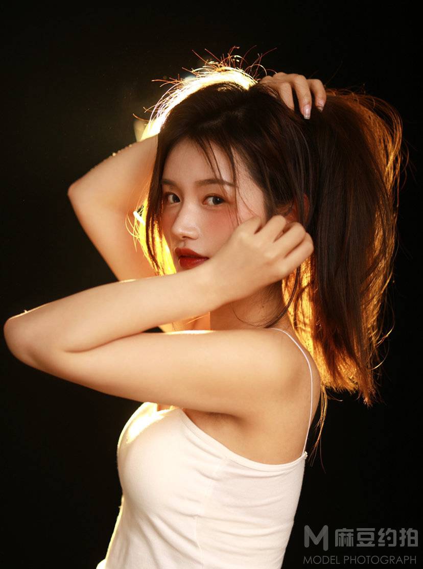 胶片模特