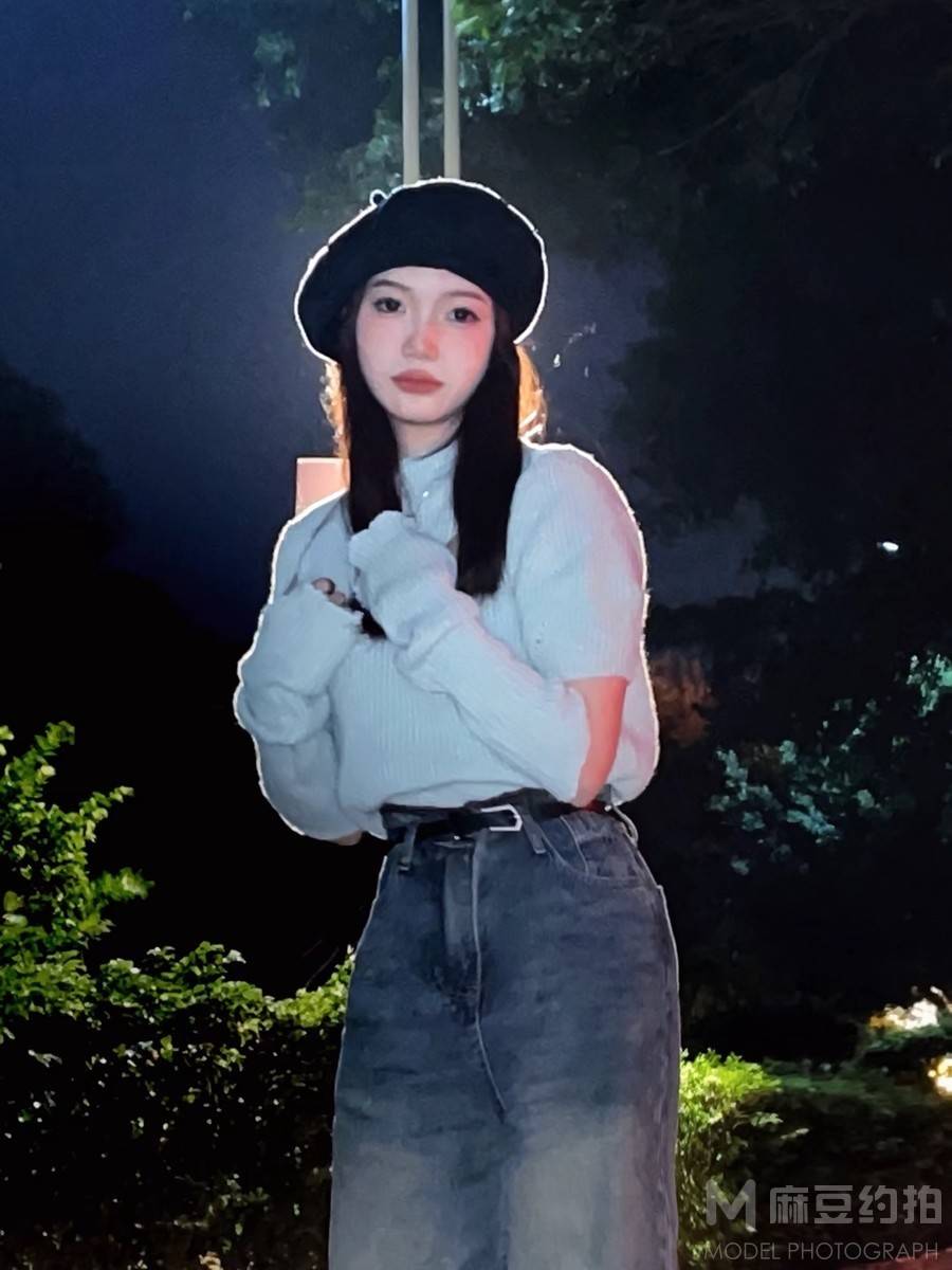 校园模特