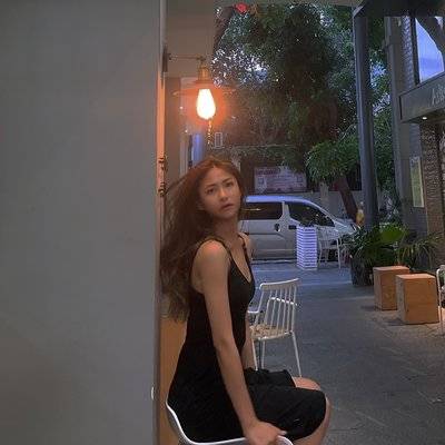 黑白模特