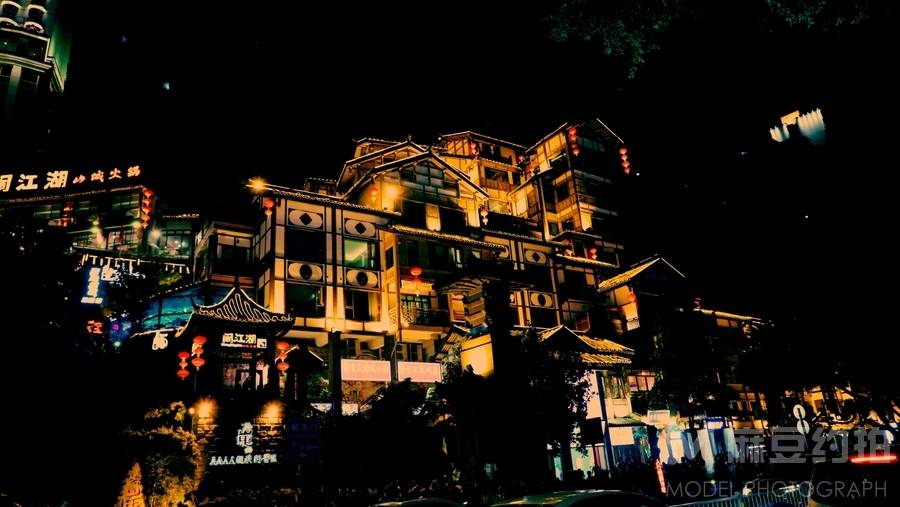 夜景模特