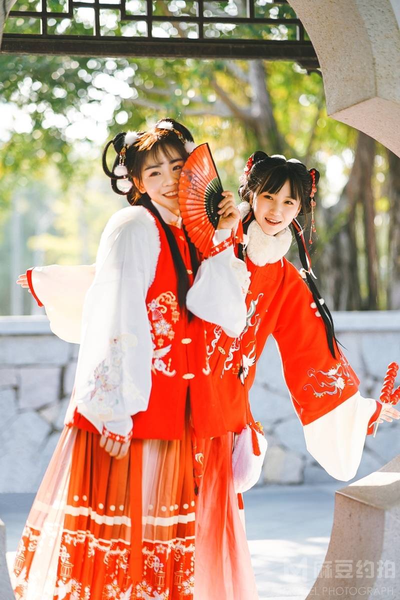 汉服模特