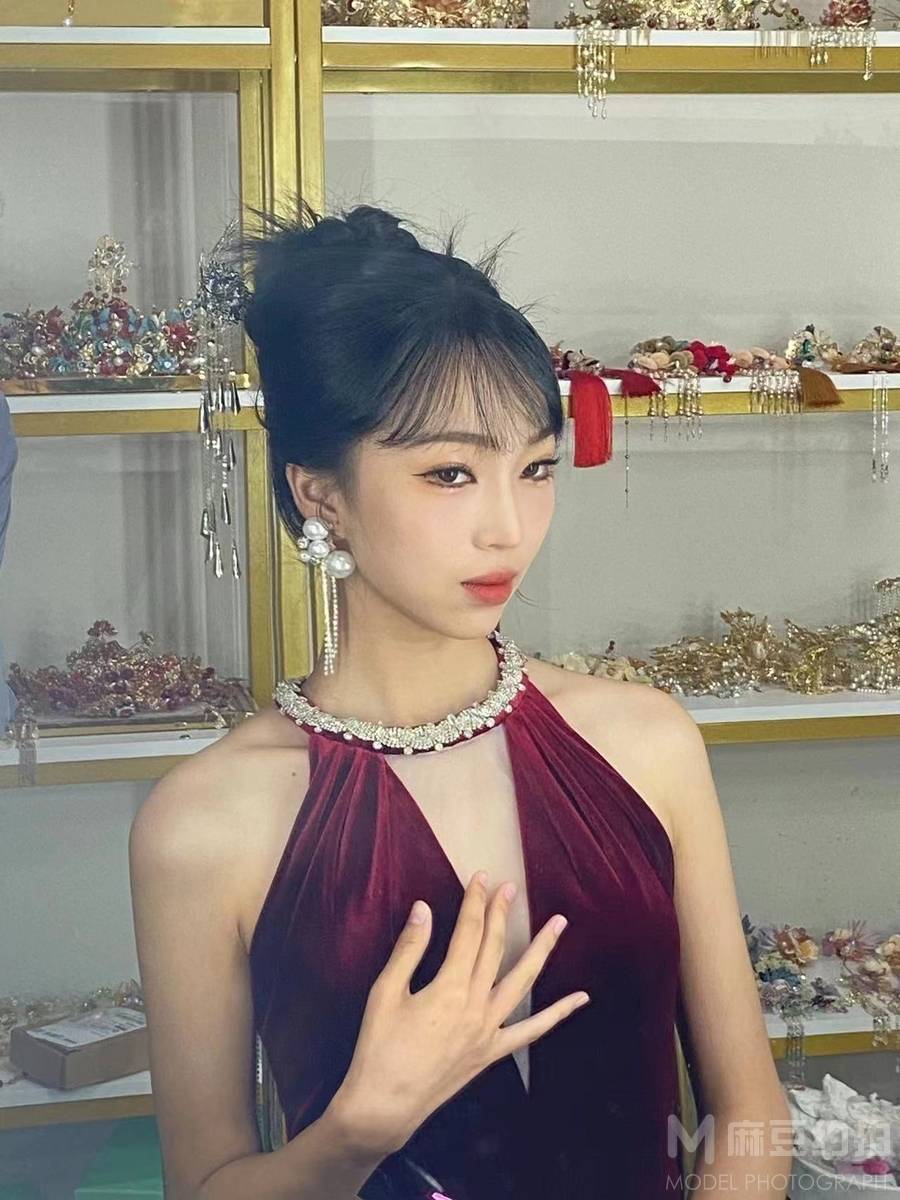 妆容模特
