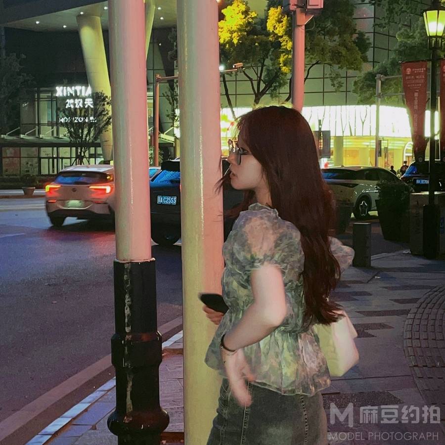 妆容模特