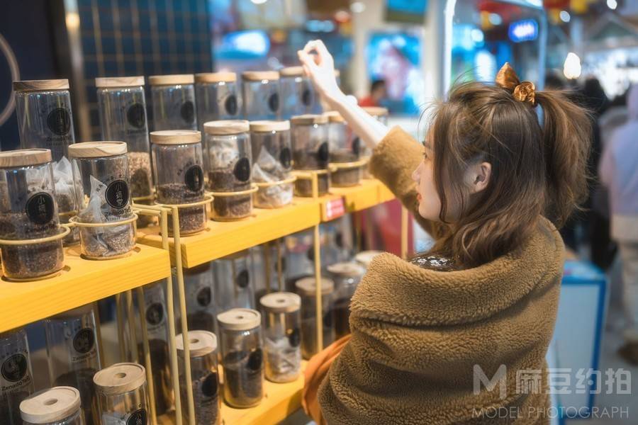 情绪模特