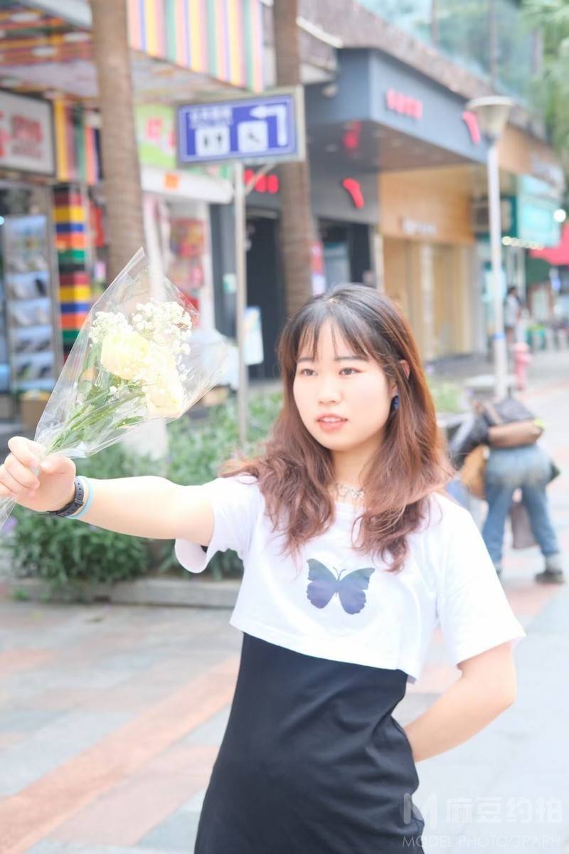 校园模特