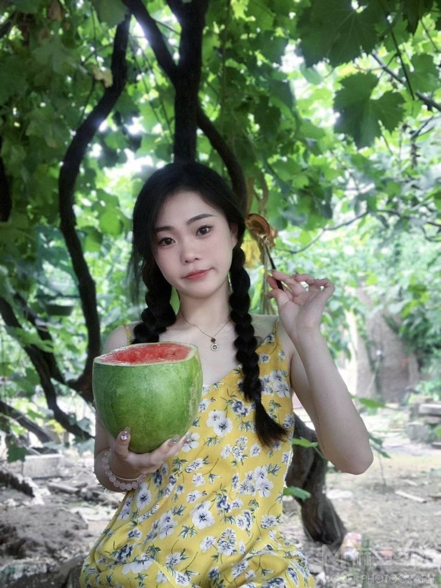 清新模特