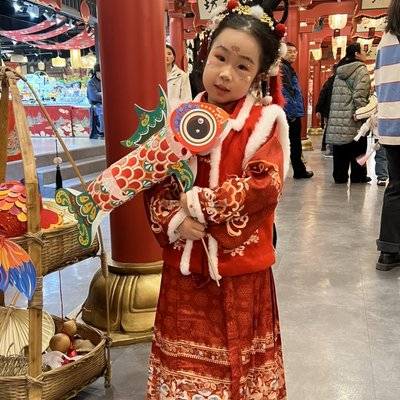 汉服模特