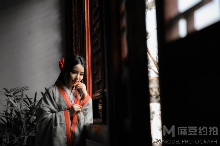 汉服模特