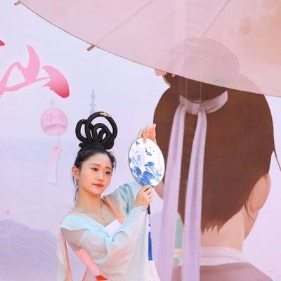 汉服模特