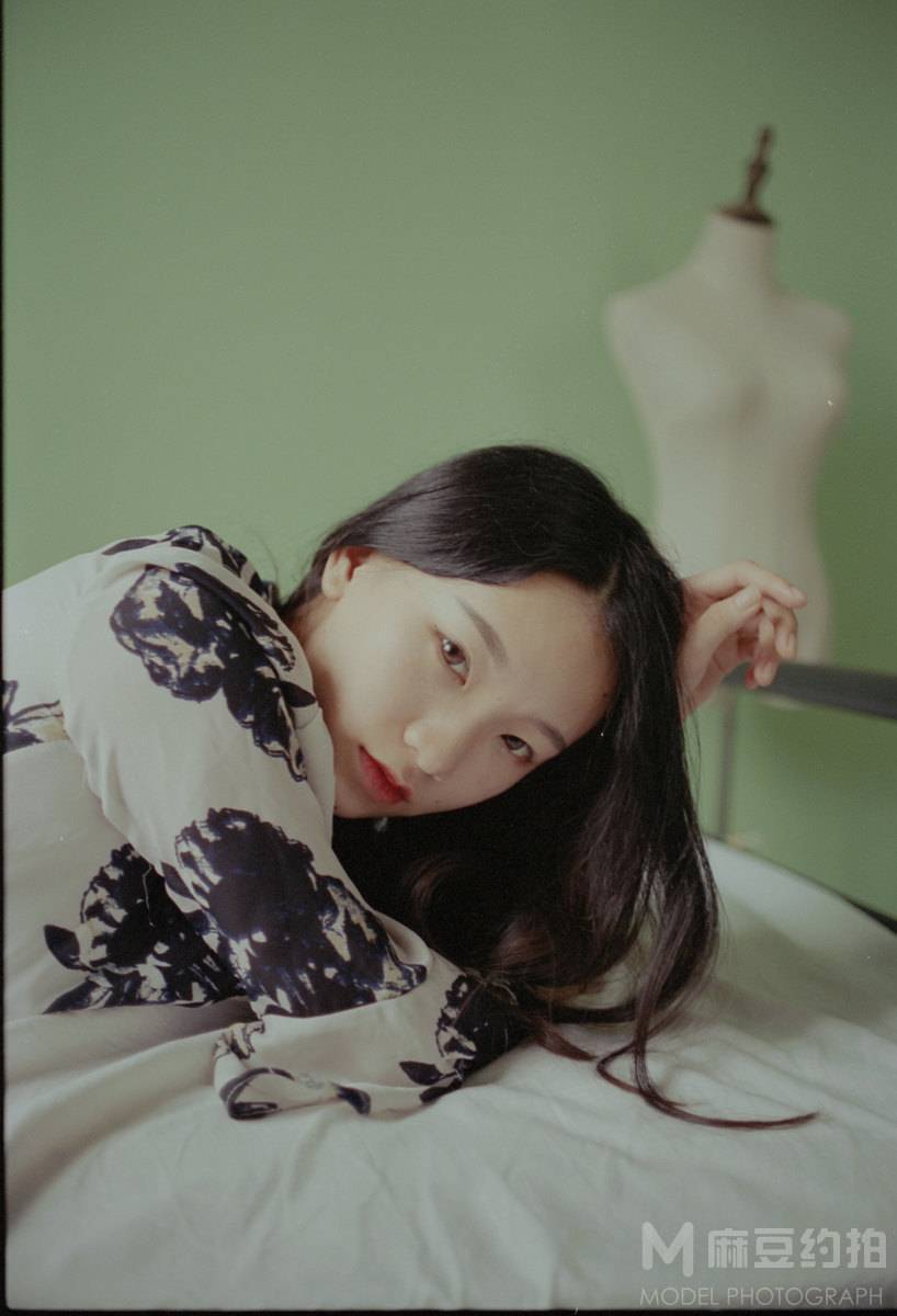 胶片模特