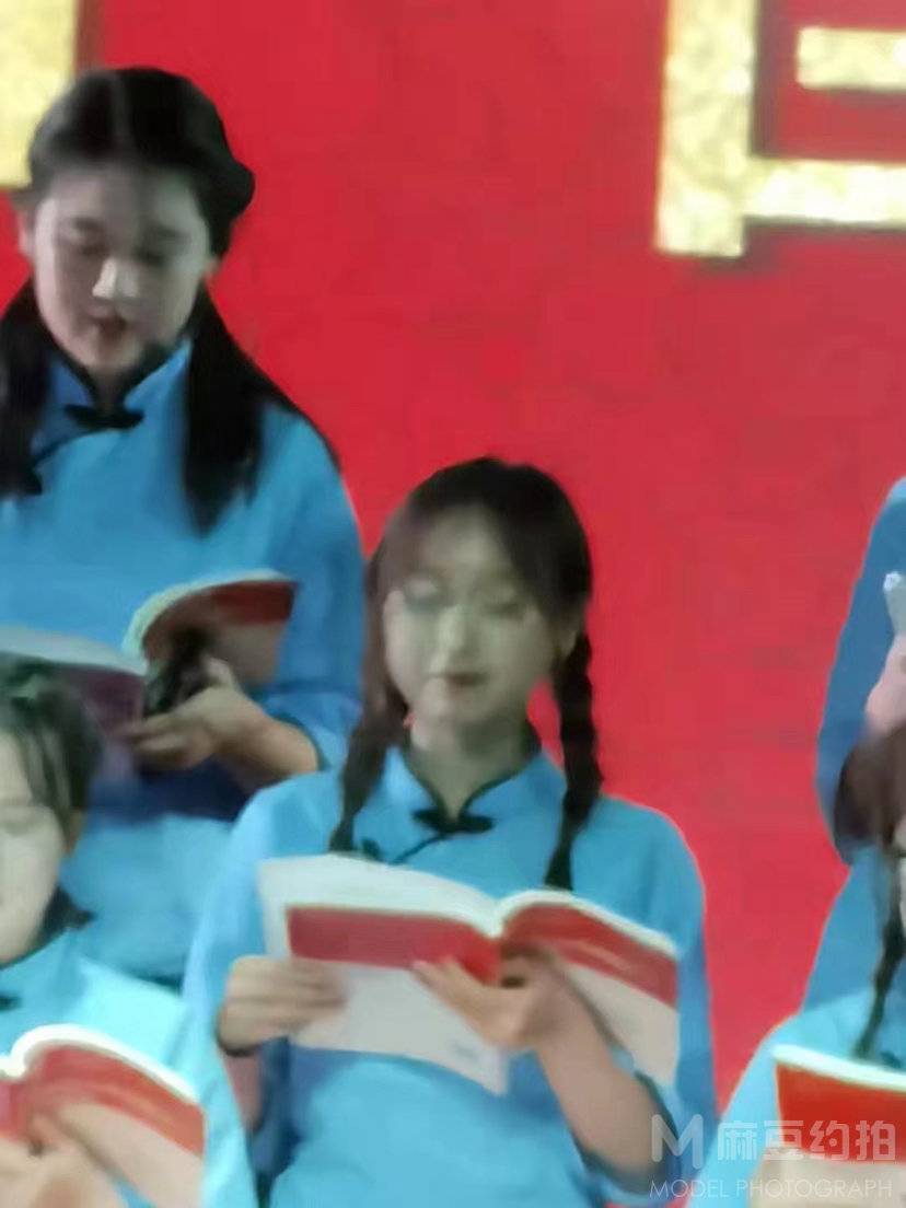 校园模特