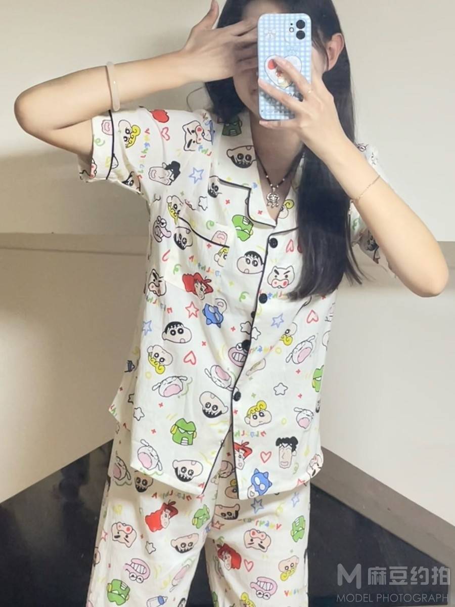 纪实模特