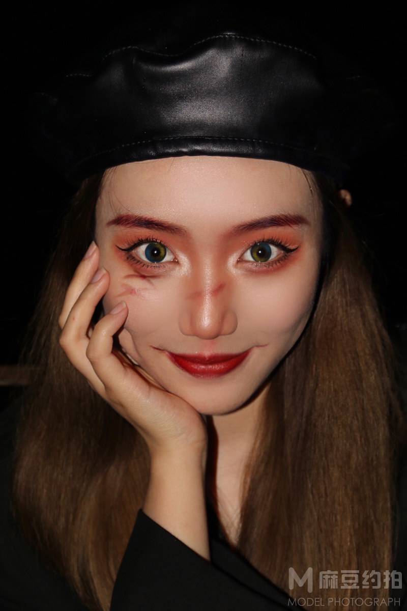 情绪模特