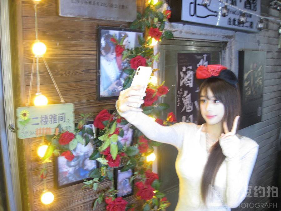 清新模特