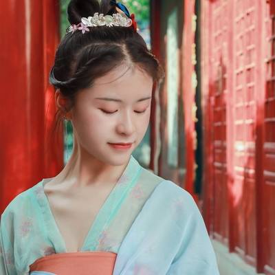 汉服模特