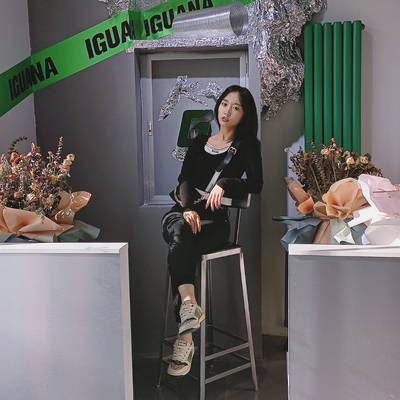 黑白模特
