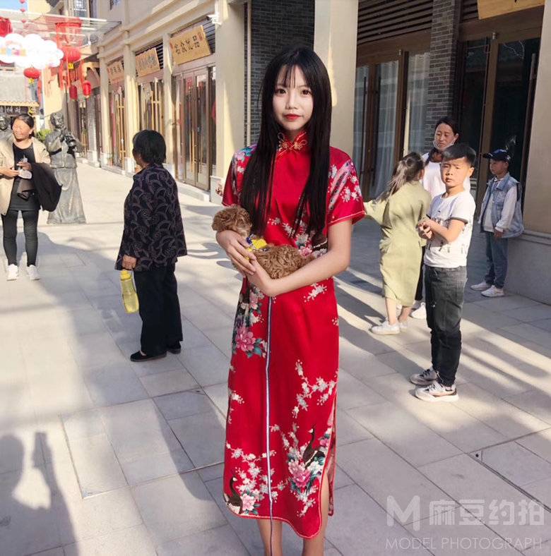 校园模特