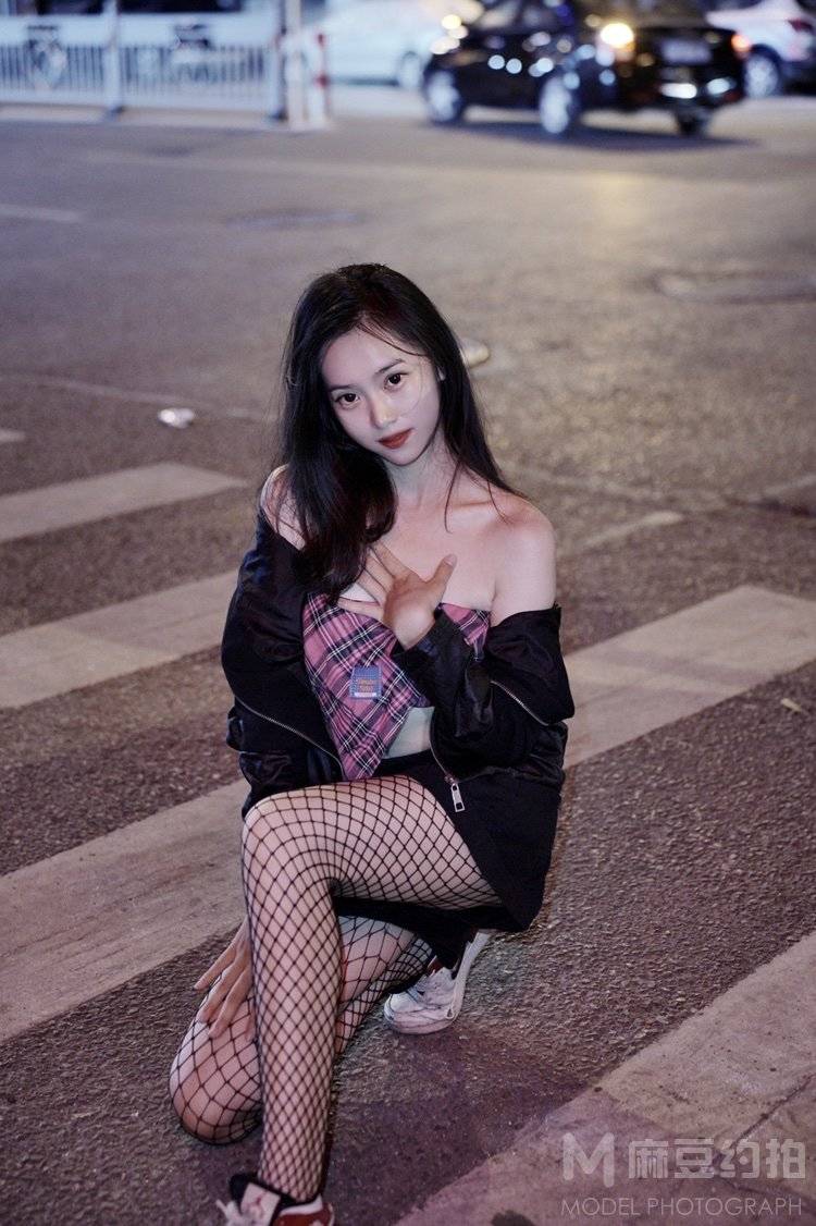 夜景模特