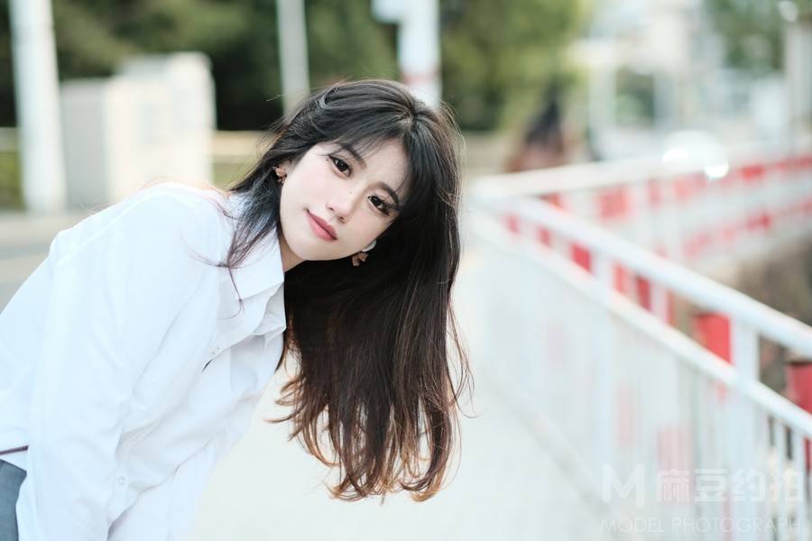 黑白模特