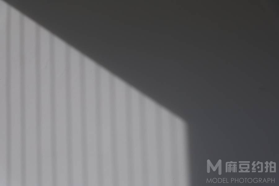 黑白模特