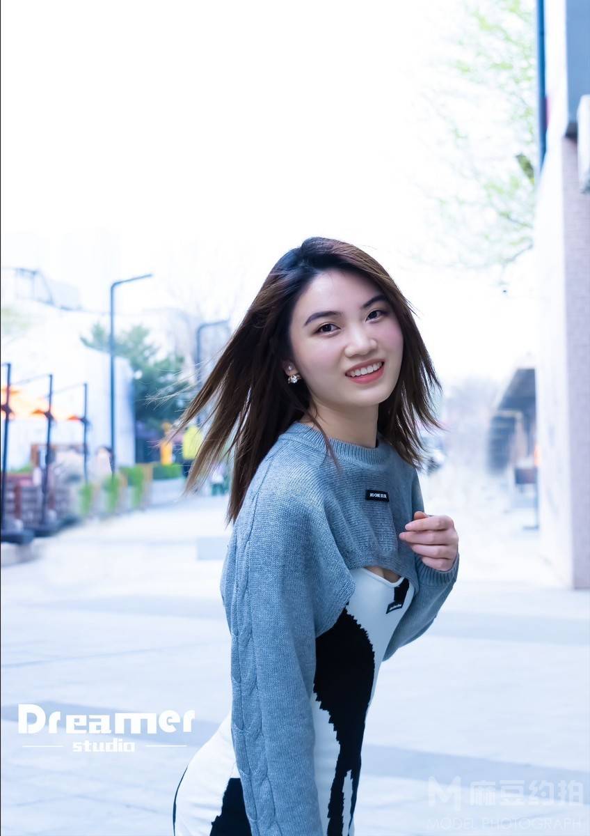 清新模特