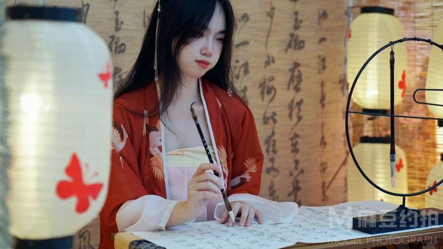 汉服模特