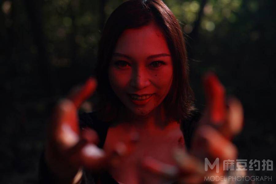 暗黑模特