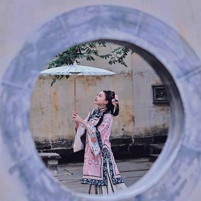 汉服模特