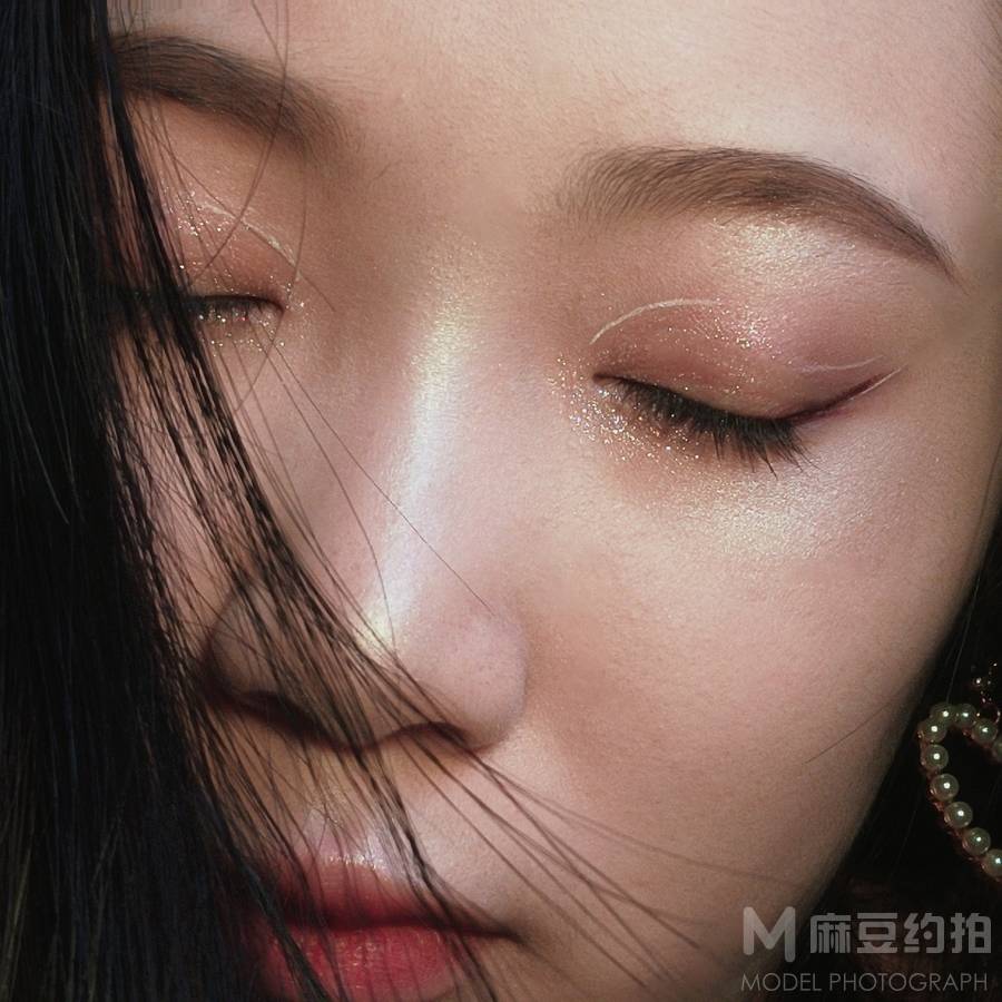 妆容模特