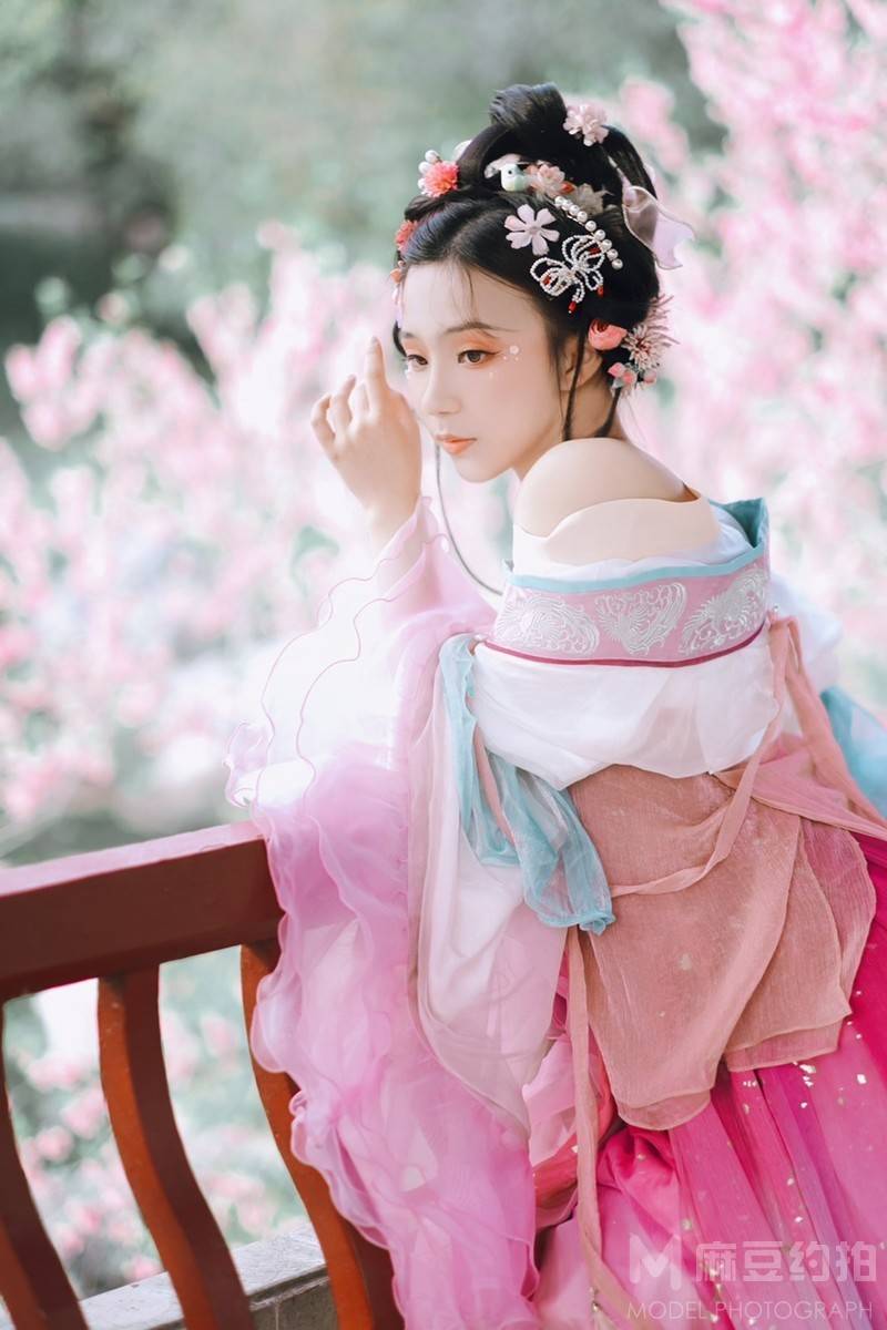 古风模特