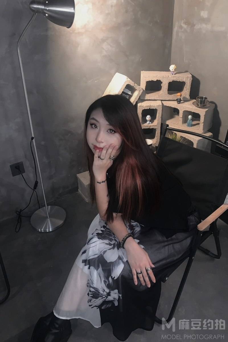 暗黑模特