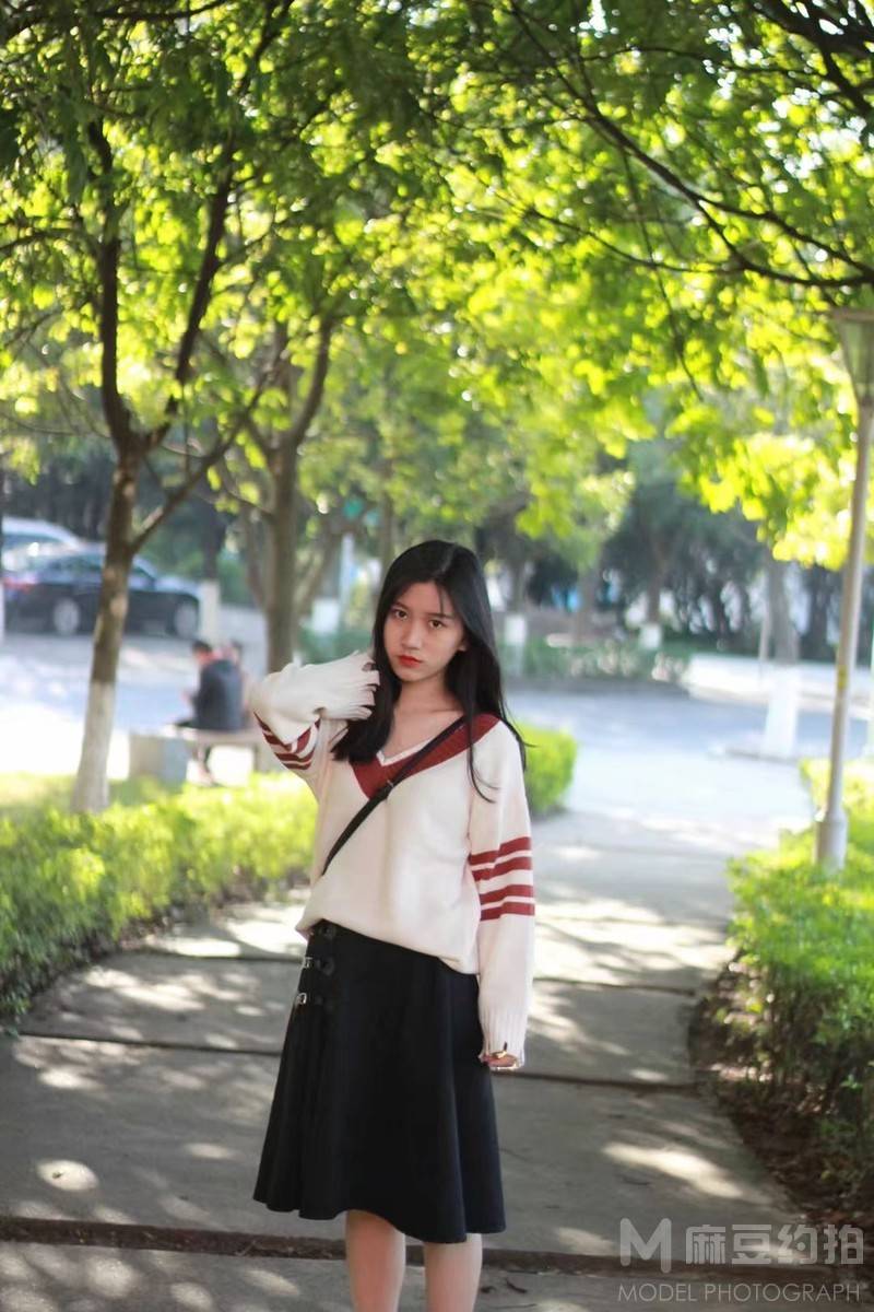 校园模特