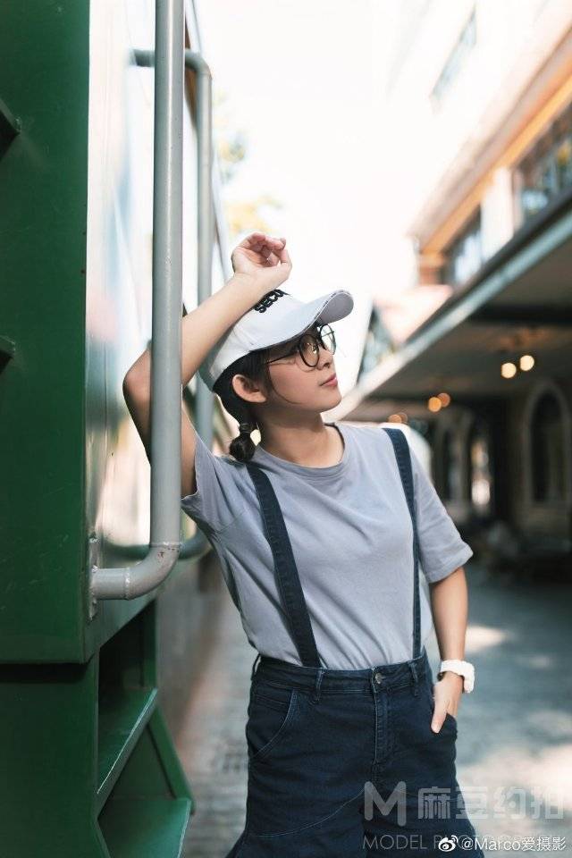 校园模特