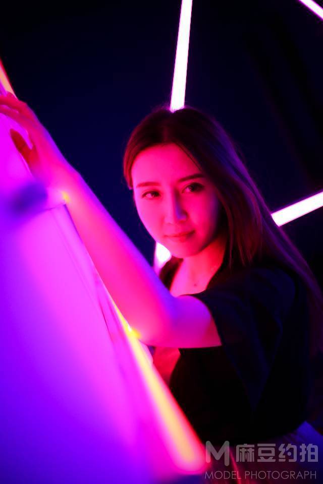 夜景模特