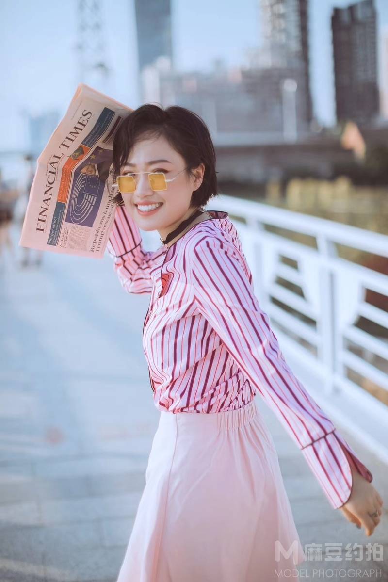 清新模特