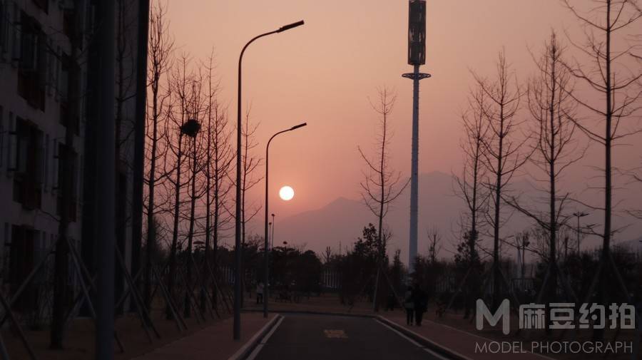 夜景模特