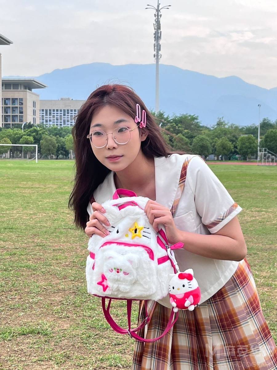 校园模特