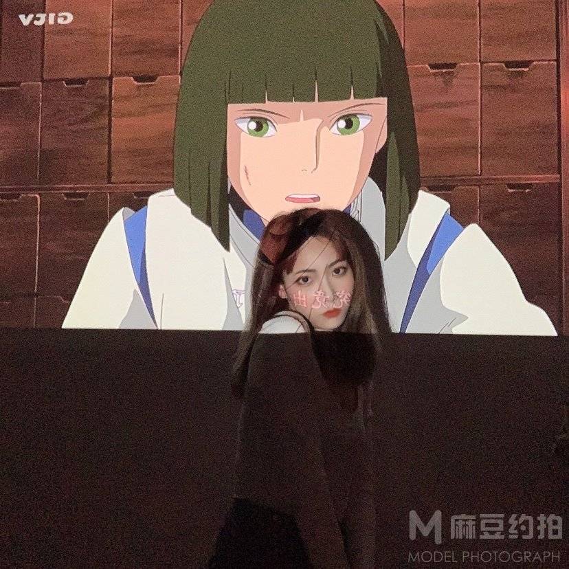 黑白模特