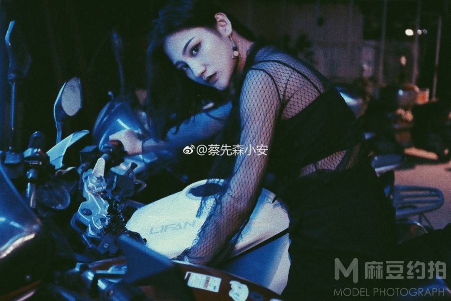 暗黑模特