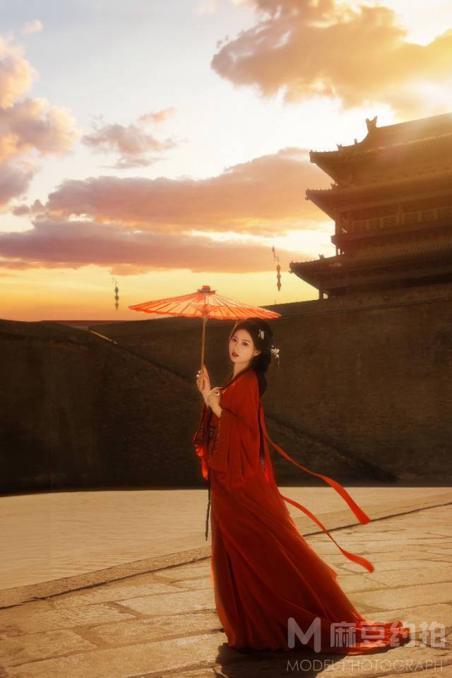 汉服模特