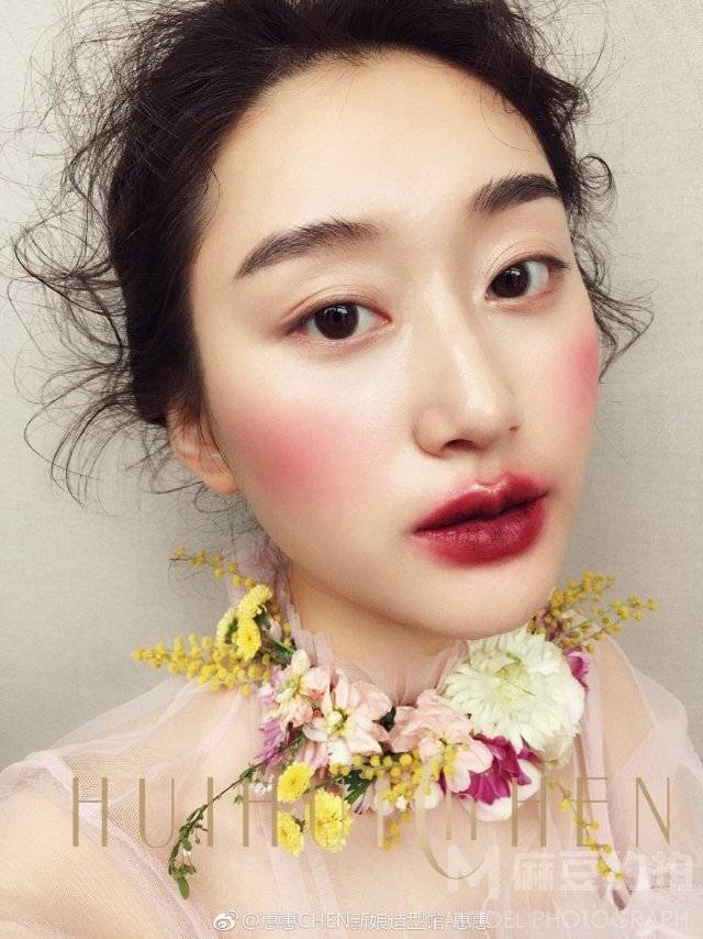 妆容模特