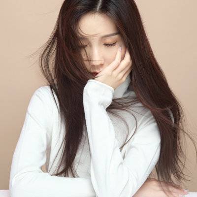 黑白模特